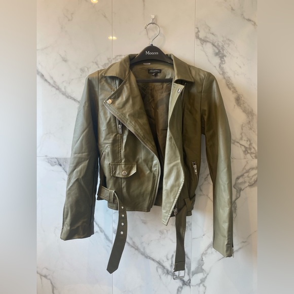 Vegan leather biker jacket with functional zippers brand new - Picture 1 of 1